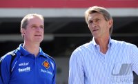 Fussball 3. Bundesliga : Trainer Petrik Sander (li, TuS Koblenz) Trainer Klaus Augenthaler (re, Unterhaching)