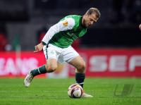 FUSSBALL, EUROPA LEAGUE GRUPPENPHASE: Bremen, JENSEN Einzelaktion