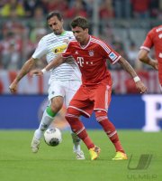 Fussball  1. Bundesliga Saison 2013/2014: FC Bayern Muenchen - Borussia Moenchengladbach