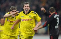 Fussball: 1. Bundesliga Saison 2010/2011: Leverkusen - Dortmund