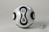 Fussball  WM Ball2006  Teamgeist