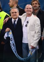 Fussball: Europa League Saison 2012/2013:  Claudio Lotito und Paul Gascoigne (v. li.)