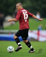 Fussball 1. Bundesliga, Testspiel: Hannover, HAUGER am Ball