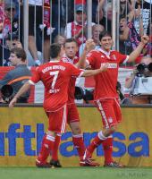 FUSSBALL  1. BUNDESLIGA:  FC Bayern Muenchen - SV Werder Bremen
