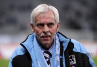 2. Fussball Bundesliga: Praesident Dieter Schneider (TSV 1860 Muenchen)