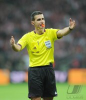 Fussball International  Testspiel: Schiedsrichter Alon Yefet (Israel)