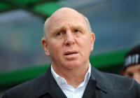 FUSSBALL 1. BUNDESLIGA: Berlin, HOENESS