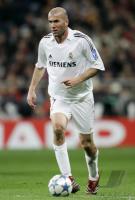 Fussball CL, Real Madrid: ZIDANE Einzelaktion