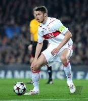 FUSSBALL  International CHL 09/10 :  Matthieu Delpierre (VfB Stuttgart)