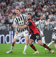 FUSSBALL INTERNATIONAL SERIE A 26/27: Juventus Turin - AC Mailand