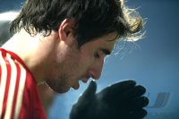 Fussball 1. Bundesliga, Saison 2012/2013:  Javi , Javier Martinez (FC Bayern Muenchen) muss verletzt ausgewechselt werden