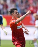 Fussball 2. BUNDESLIGA 14/15 : JUBEL 1. FC Kaiserslautern