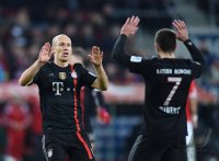 Fussball 1. Bundesliga Saison 14/15: JUBEL FC Bayern Muenchen