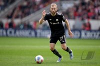 Fussball 1. Bundesliga  Saison  2025/2026  28. Spieltag SC Freiburg - FC Bayern Muenchen