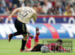 Fussball 1. Bundesliga: Leverkusen - Bayern, Zweikampf