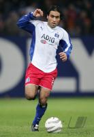 Fussball 1. Bundesliga: HSV, MAHDAVIKIA Einzelaktion am Ball