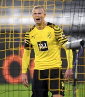 Fussball 1. Bundesliga Saison 21/22: Borussia Dortmund - FC Bayern Muenchen