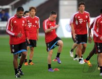 Fussball 1. Bundesliga 11/12: FC Bayern Muenchen Training in Doha