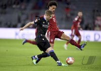 Fussball 1. Bundesliga Saison 21/22: FC Bayern Muenchen - Arminia Bielefeld