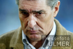 Fussball 1. Bundesliga: Schalke, Manager Assauer, Portrait
