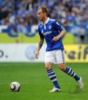FUSSBALL, 1. BUNDESLIGA, 33. Spieltag: Schalke, RAKITIC Einzelaktion