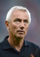 Fussball 1. Bundesliga, Saison 2011/2012: Trainer Bert van Marwijk (Niederlande)