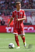 Fussball 1. Bundesliga Saison 16/17: FC Bayern Muenchen - SC Freiburg