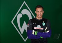 Fussball 1. Bundesliga, Saison 2012/2013, Werder Bremen: Raphael WOLF im exklusiven Pressefoto ULMER Fotoshooting