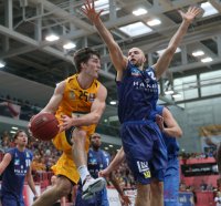 Basketball 1. Bundesliga 15/16 Hauptrunde: Walter Tigers Tuebingen - Crailsheim Merlins