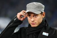 Fussball 1. Bundesliga: Schalke, JONES