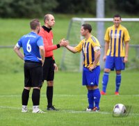 Fussball 1. Bundesliga Schiedsrichterassistent Schaal (SV Pfrondorf) pfeifft in der Kreisliga