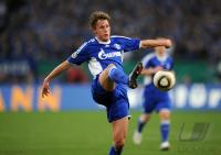 FUSSBALL, DFB Pokal Halbfinale: Benedikt Hoewedes (Schalke)