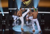 Fussball International  FIFA Ballon d Or 2012:  Brasilianische Capoeira Tanzgruppe
