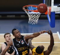 Basketball 1. Bundesliga 2012/2013:  Walter Tigers Tuebingen -Neckar Riesen Ludwigsburg