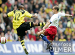 Fussball 1. Bundesliga: Dortmund - Hamburg, Zweikampf