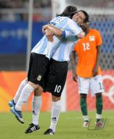 FUSSBALL  Olympia 2008  Peking  Vorrunde Elfenbeinkueste - Argentinien