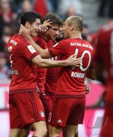 Fussball 1. Bundesliga Saison 15/16: FC Bayern Muenchen - VfB Stuttgart