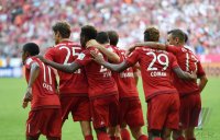 Fussball 1. Bundesliga Saison 15/16: FC Bayern Muenchen - FC Augsburg