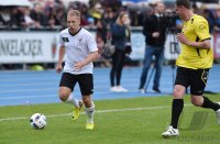 Fussball / Promi-Benefizfu&Atilde;ballspiel in Tuebingen