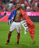 Fussball 1. Bundesliga Saison 2016/2017: JUBEL Arturo Vidal (FC Bayern Muenchen)
