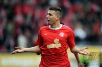 1. Fussball Bundesliga: JUBEL Adam Szalai (1. FSV Mainz 05)