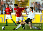Fussball: Deutschland - Ungarn, Zweikampf