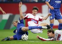 Fussball UEFA-Pokal: Schalke - Sevilla, Zweikampf