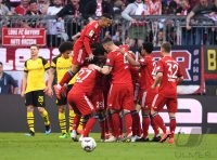 Fussball 1. Bundesliga Saison 18/19: FC Bayern Muenchen - Borussia Dortmund
