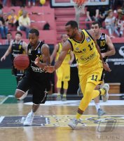 Basketball 1. Bundesliga 17/18 Hauptrunde: Walter Tigers Tuebingen - Alba Berlin