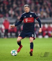 Fussball  1.Bundesliga   Saison 17/18: VfB Stuttgart - FC Bayern Muenchen