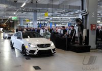 Fussball/ GES/  DFB Team im Mercedes-Benz Werk Bremen, 27.02.2012
