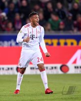 Fussball  1.Bundesliga   Saison 17/18: SC Freiburg - FC Bayern Muenchen