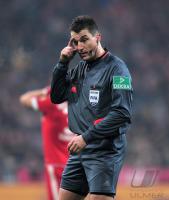 Fussball 1. Bundesliga : Schiri Knut Kircher