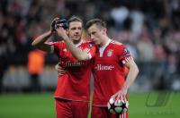 FUSSBALL  International CHL 09/10 :  JUBEL  Olic  und Demichelis (FC Bayern  Muenchen)